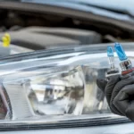 تعمیر لامپ هدلایت خودرو