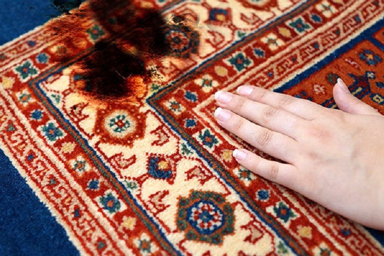 چطور می‌توان تشخیص داد که آیا فرش سوخته قابل ترمیم هست یا نه؟