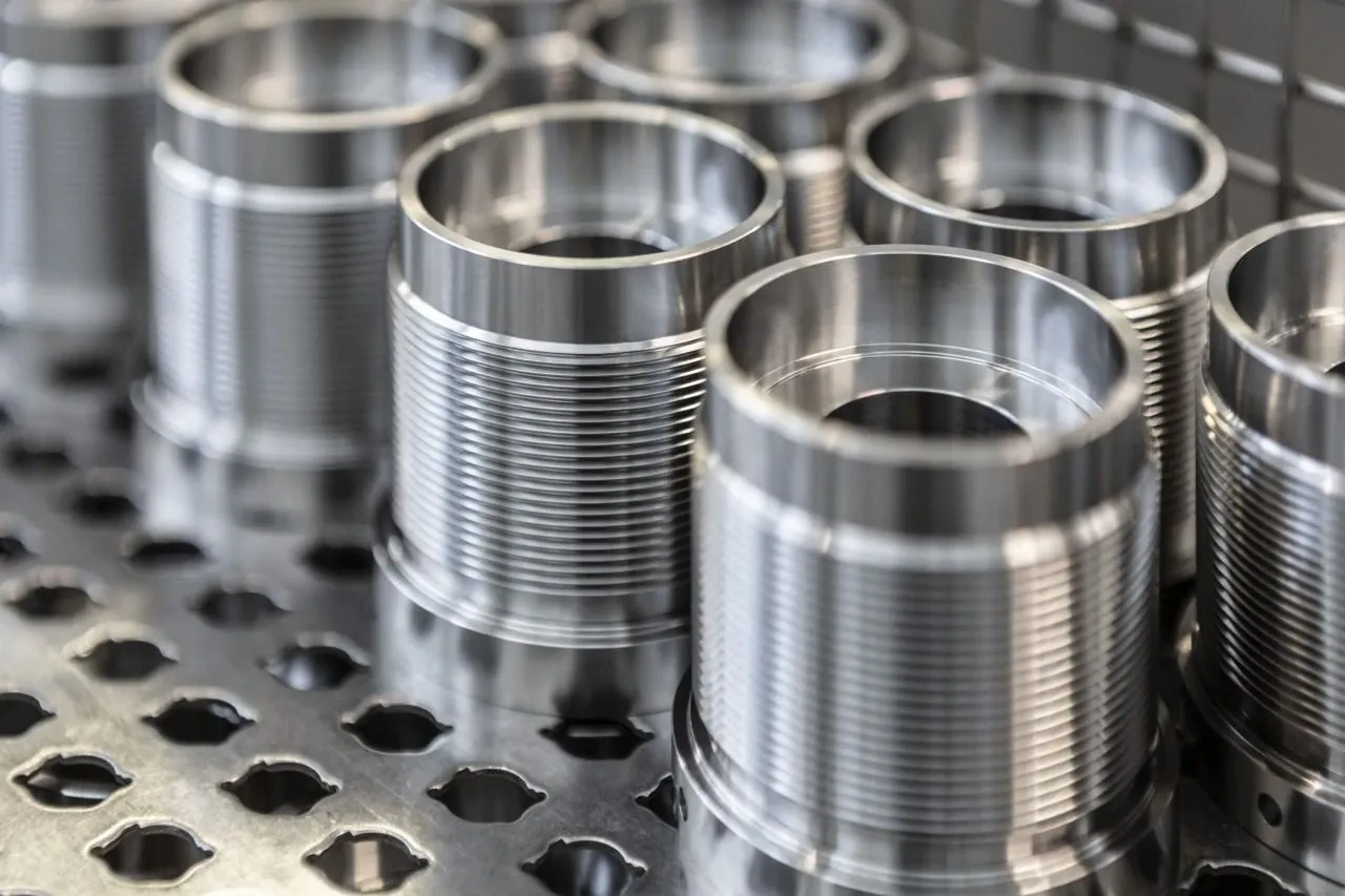 پکیلنسر چیست و چه خدماتی ارائه میکند؟