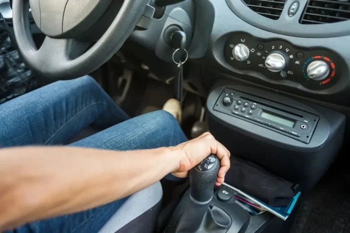 علت جا نرفتن دنده ماشین چیست؟