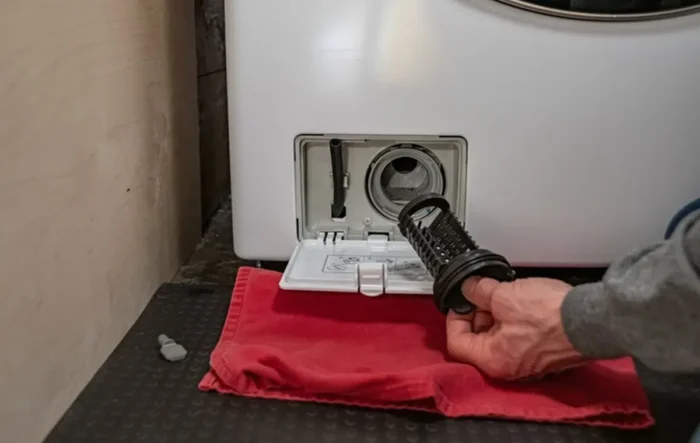 تخلیه رسوب گیر ماشین لباسشویی دوو تخلیه رسوب گیر ماشین لباسشویی دوو