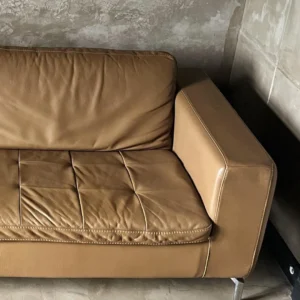 تعمير فرورفتگي مبل در خانه تهران