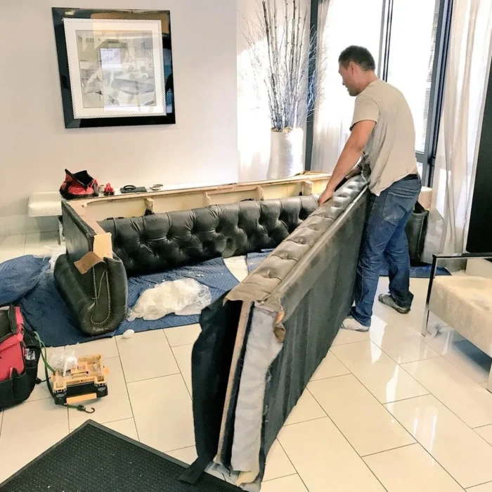 تعمير فرورفتگي مبل در خانه تهران